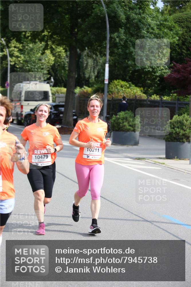 15.06.2025 - REWE Women's Run Jannik Wohlers http://msf.ph/oto/7945738 15.06.2025 09:44:37 Laufen 10479, 10211 meine-sportfotos.de