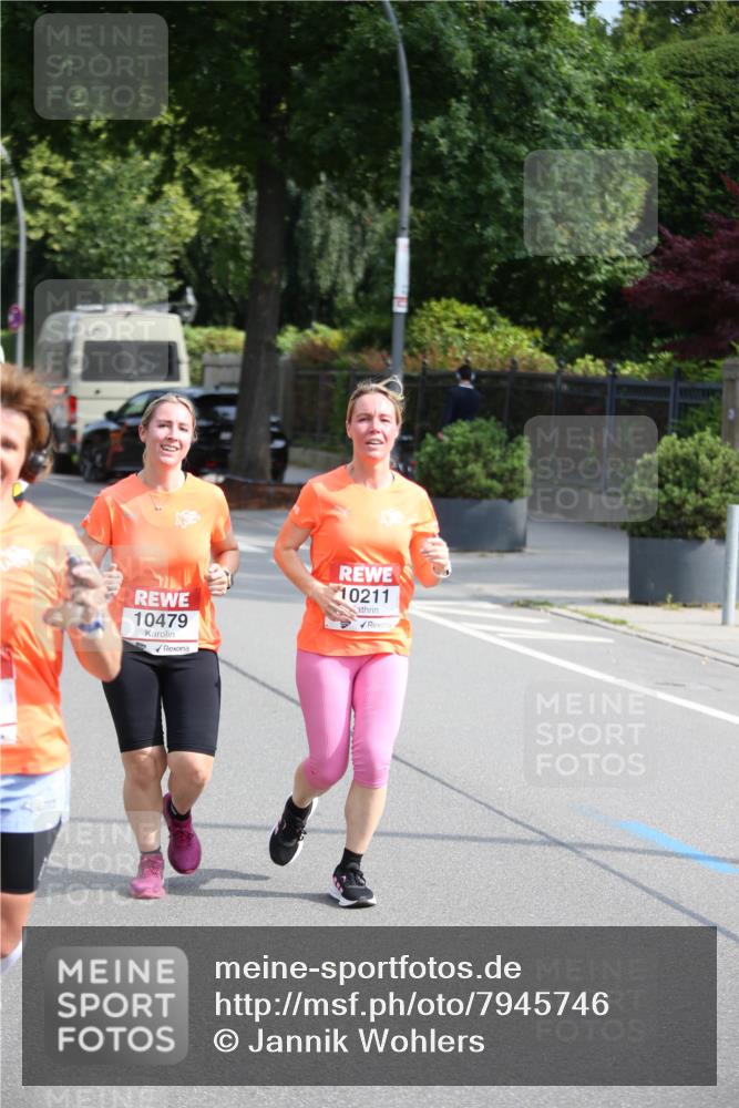 15.06.2025 - REWE Women's Run Jannik Wohlers http://msf.ph/oto/7945746 15.06.2025 09:44:37 Laufen 10479, 10211 meine-sportfotos.de