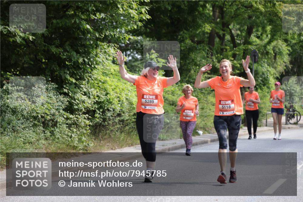 15.06.2025 - REWE Women's Run Jannik Wohlers http://msf.ph/oto/7945785 15.06.2025 10:18:57 Laufen 5289, 5533, 5118 meine-sportfotos.de