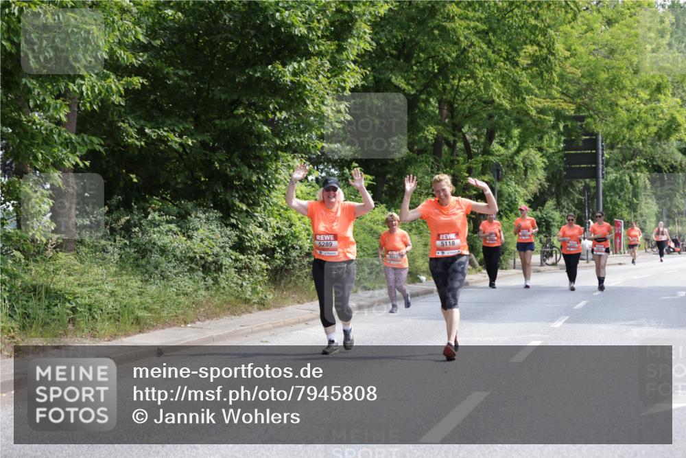 15.06.2025 - REWE Women's Run Jannik Wohlers http://msf.ph/oto/7945808 15.06.2025 10:18:57 Laufen 5289, 5118, 5533 meine-sportfotos.de