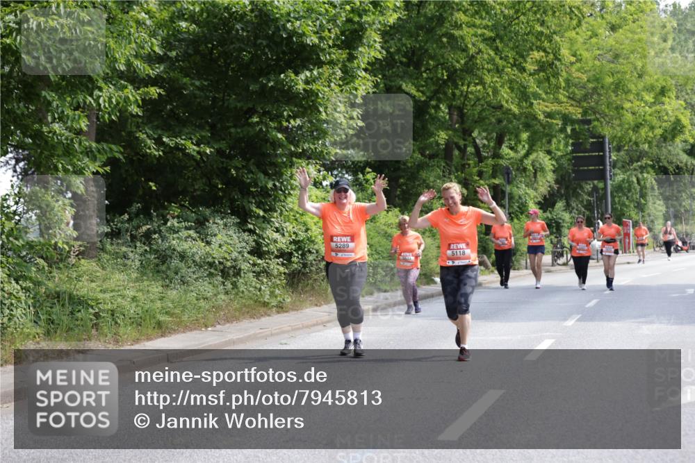 15.06.2025 - REWE Women's Run Jannik Wohlers http://msf.ph/oto/7945813 15.06.2025 10:18:57 Laufen 5289, 5118, 5533 meine-sportfotos.de