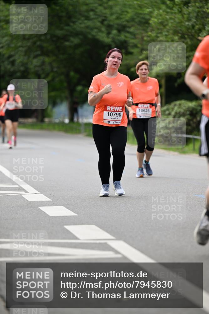 15.06.2025 - REWE Women's Run Dr. Thomas Lammeyer http://msf.ph/oto/7945830 15.06.2025 09:23:00 Laufen 10790, 10625 meine-sportfotos.de