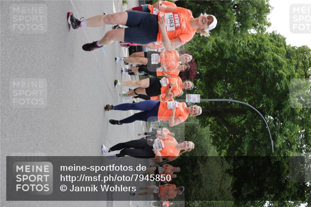15.06.2025 - REWE Women's Run Jannik Wohlers http://msf.ph/oto/7945850 15.06.2025 08:29:50 Laufen 10463, 0855, 10111, 86, 10109, 10348 meine-sportfotos.de