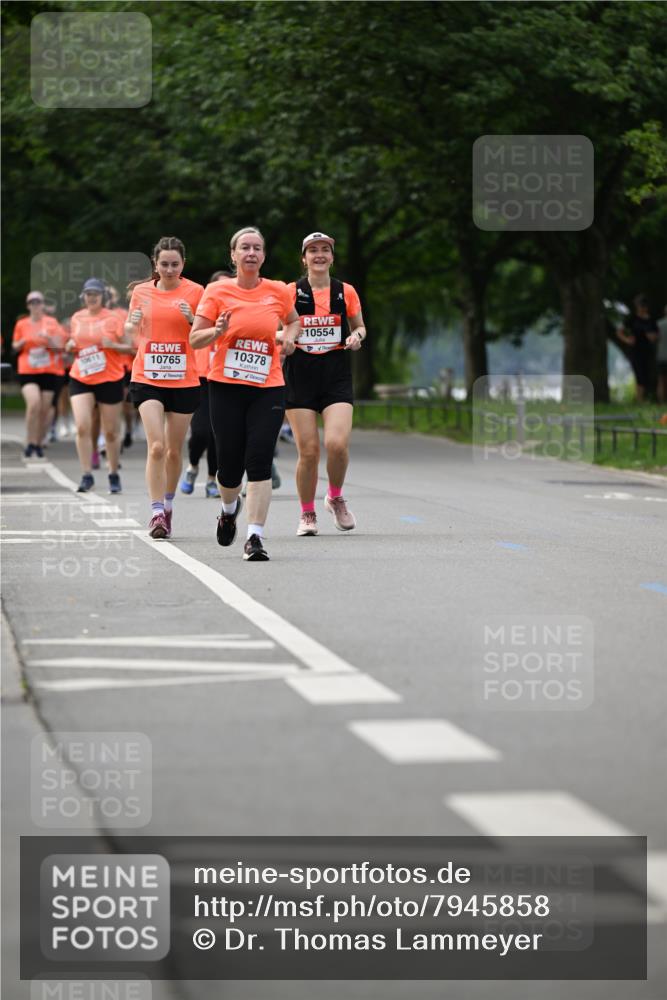 15.06.2025 - REWE Women's Run Dr. Thomas Lammeyer http://msf.ph/oto/7945858 15.06.2025 09:23:04 Laufen 10611, 10765, 10554, 10378 meine-sportfotos.de