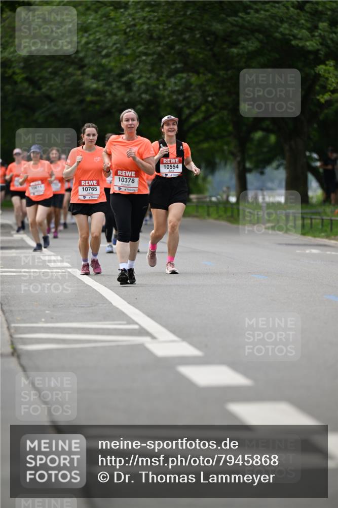 15.06.2025 - REWE Women's Run Dr. Thomas Lammeyer http://msf.ph/oto/7945868 15.06.2025 09:23:04 Laufen 10611, 10765, 10378, 10554 meine-sportfotos.de