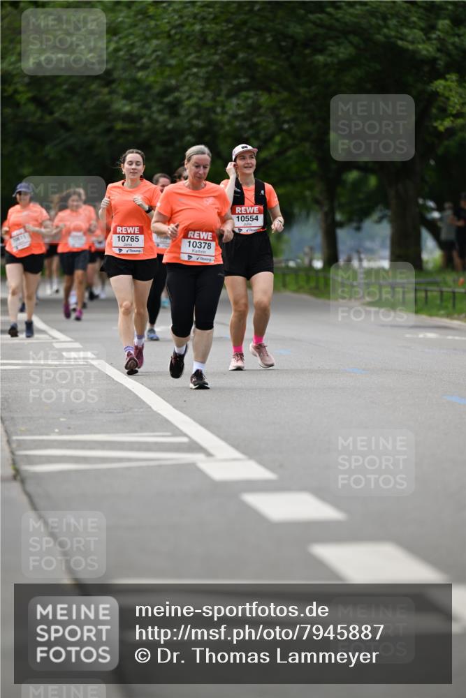 15.06.2025 - REWE Women's Run Dr. Thomas Lammeyer http://msf.ph/oto/7945887 15.06.2025 09:23:04 Laufen 10554, 10611, 10765, 10378 meine-sportfotos.de