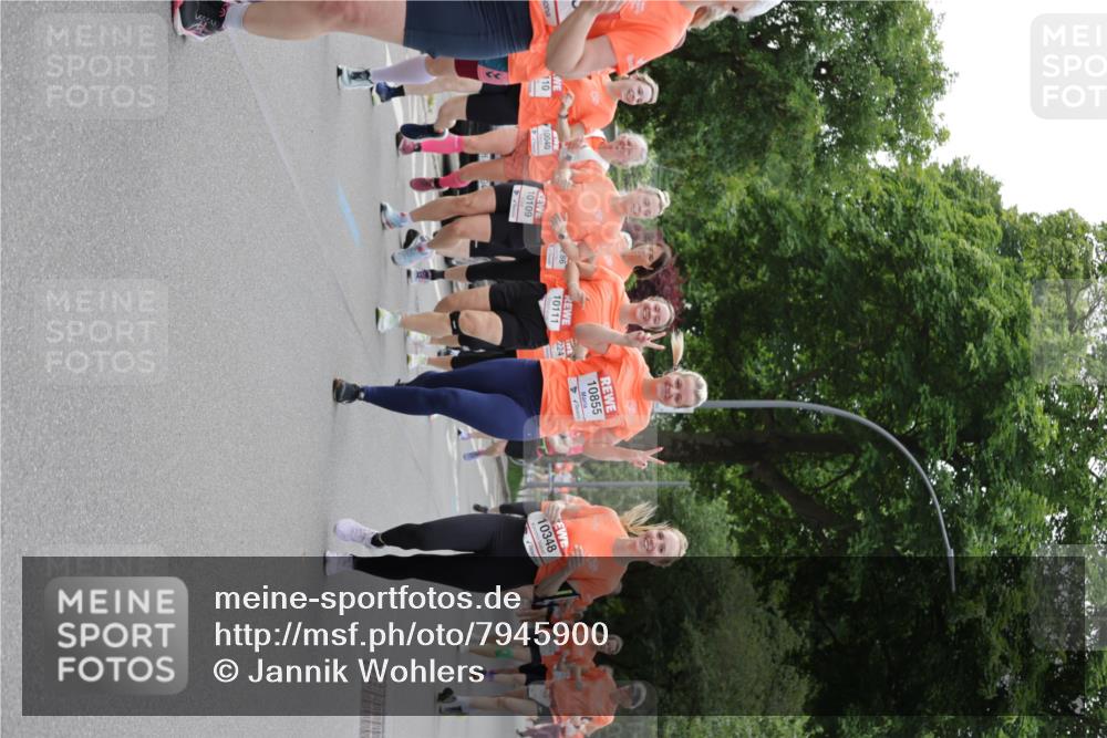 15.06.2025 - REWE Women's Run Jannik Wohlers http://msf.ph/oto/7945900 15.06.2025 08:29:51 Laufen 110, 10040, 10109, 86, 10111, 224, 10855, 10348, 10085 meine-sportfotos.de