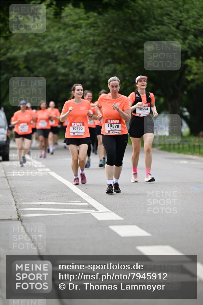 15.06.2025 - REWE Women's Run Dr. Thomas Lammeyer http://msf.ph/oto/7945912 15.06.2025 09:23:06 Laufen 10378, 10765, 10554 meine-sportfotos.de