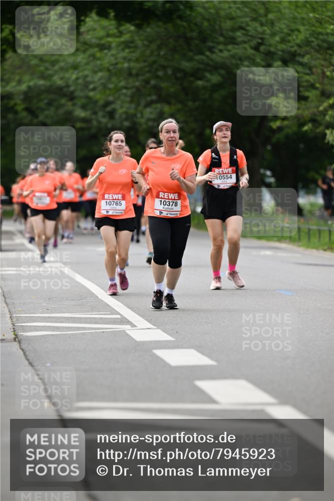 15.06.2025 - REWE Women's Run Dr. Thomas Lammeyer http://msf.ph/oto/7945923 15.06.2025 09:23:07 Laufen 0554, 10765, 10378 meine-sportfotos.de