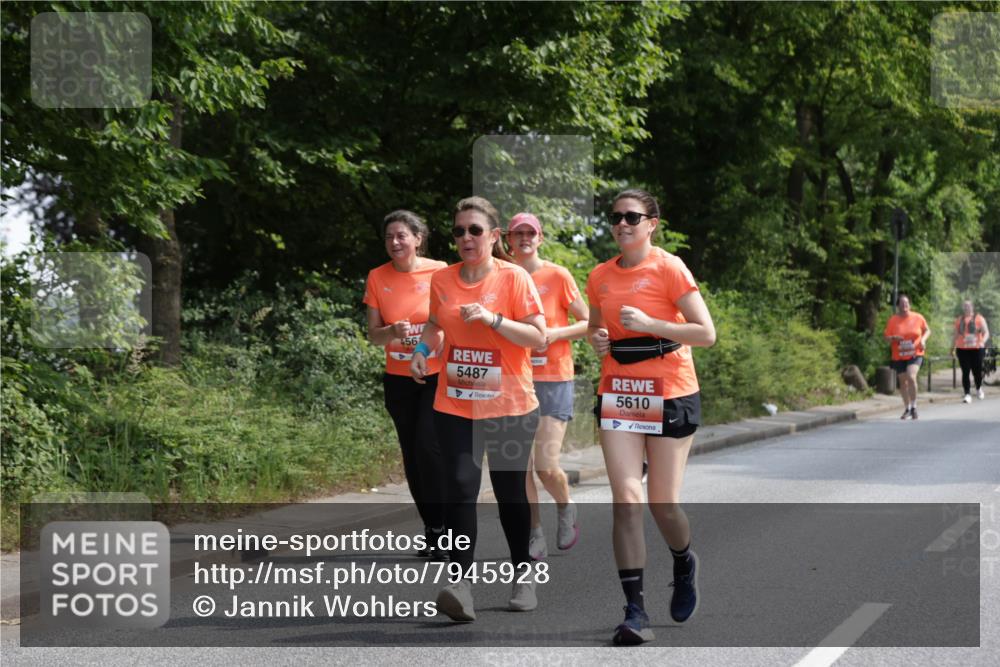 15.06.2025 - REWE Women's Run Jannik Wohlers http://msf.ph/oto/7945928 15.06.2025 10:19:10 Laufen 56, 5487, 5610 meine-sportfotos.de