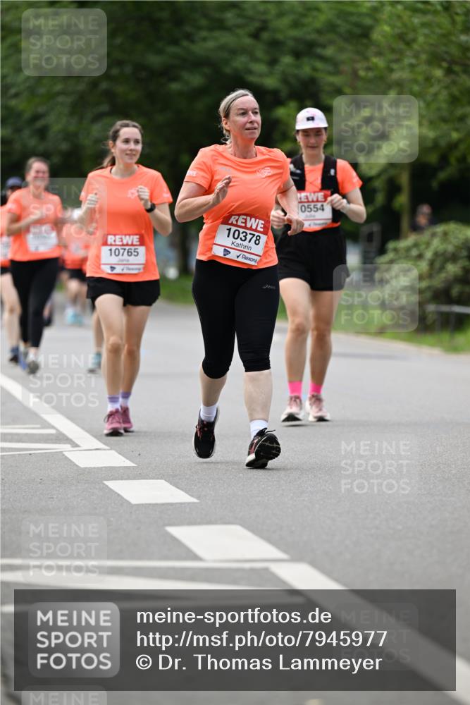 15.06.2025 - REWE Women's Run Dr. Thomas Lammeyer http://msf.ph/oto/7945977 15.06.2025 09:23:09 Laufen 0554, 10378, 10765 meine-sportfotos.de
