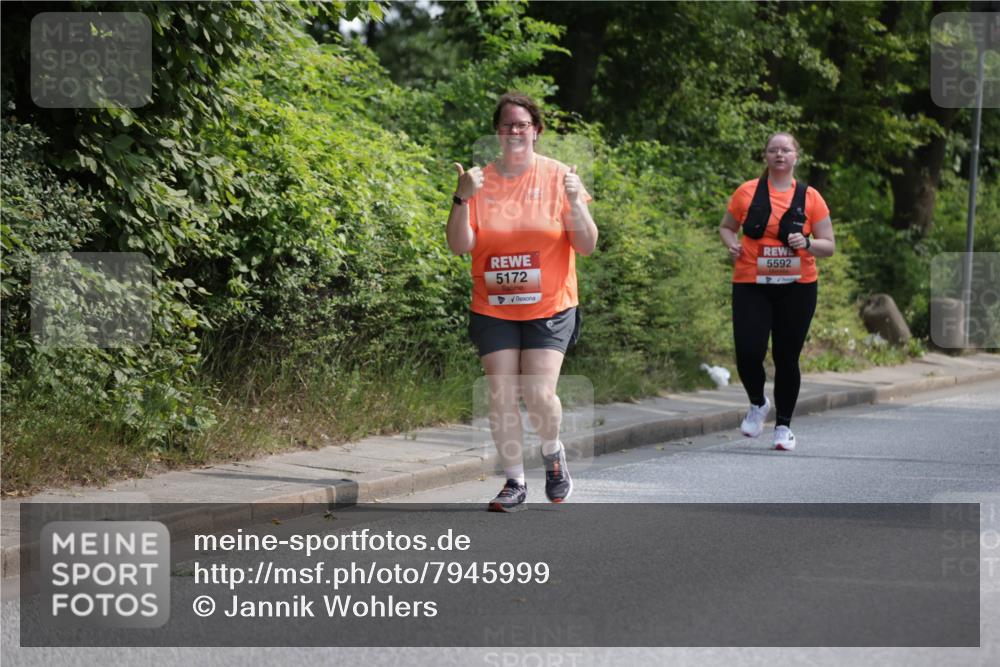 15.06.2025 - REWE Women's Run Jannik Wohlers http://msf.ph/oto/7945999 15.06.2025 10:19:18 Laufen 5172, 5592 meine-sportfotos.de