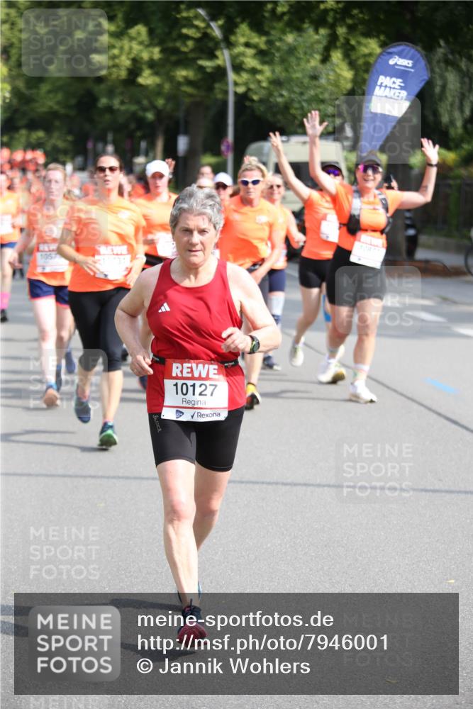 15.06.2025 - REWE Women's Run Jannik Wohlers http://msf.ph/oto/7946001 15.06.2025 09:44:44 Laufen 10731, 10127 meine-sportfotos.de