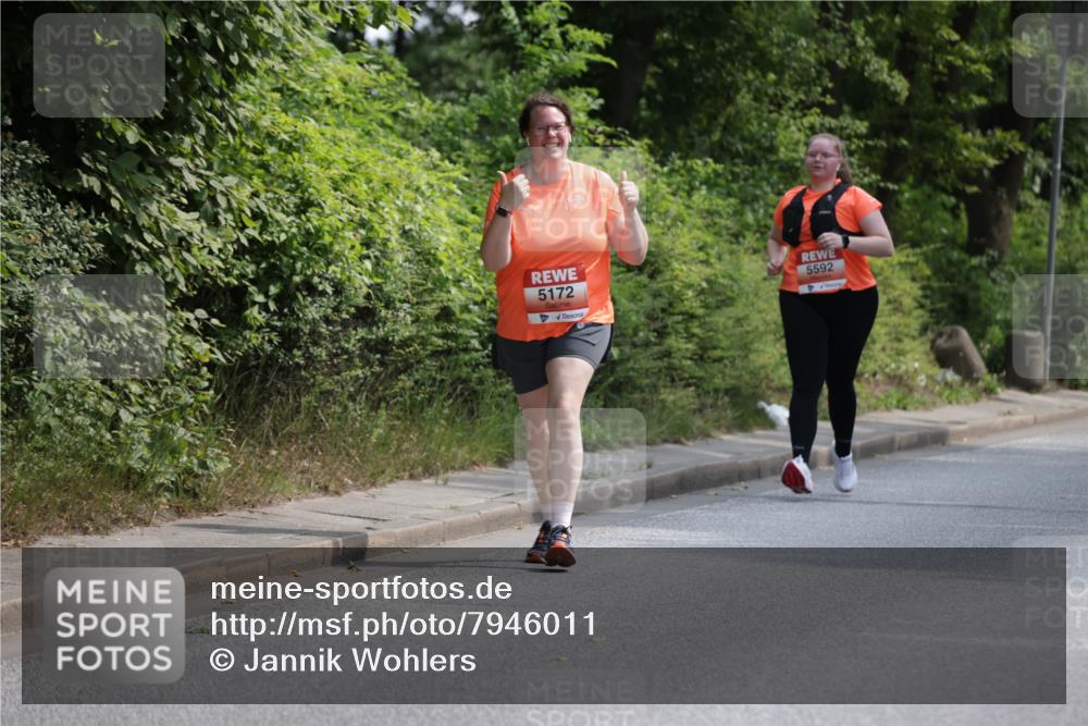 15.06.2025 - REWE Women's Run Jannik Wohlers http://msf.ph/oto/7946011 15.06.2025 10:19:19 Laufen 5172, 5592 meine-sportfotos.de