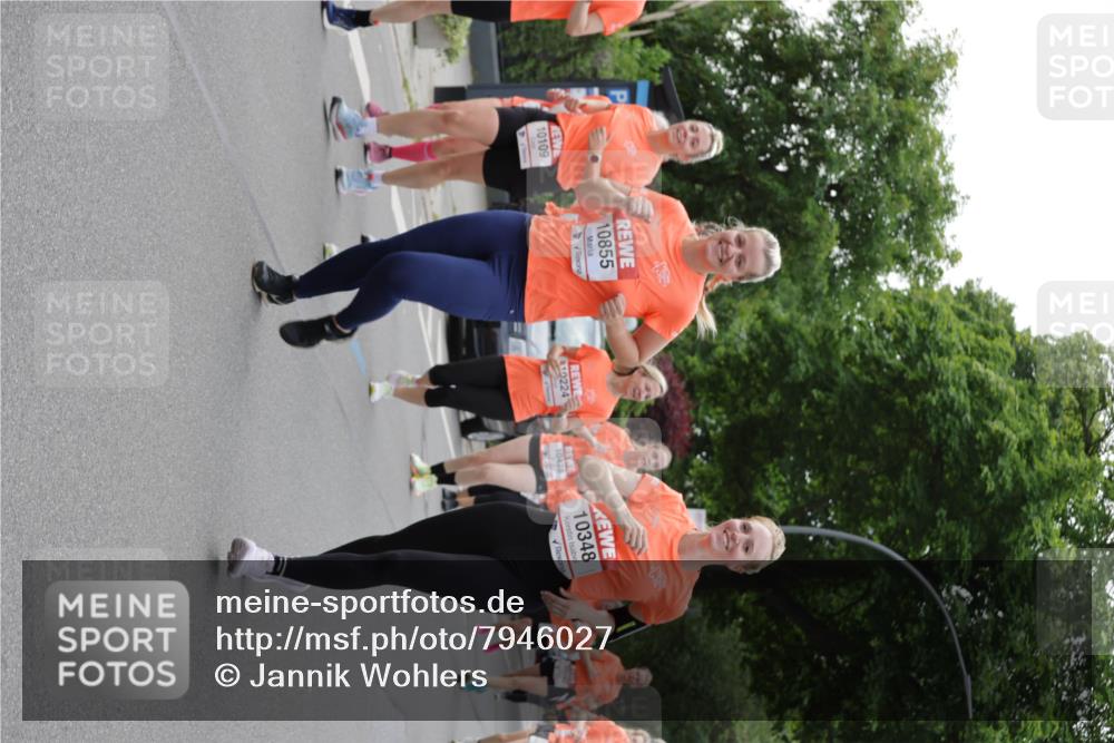 15.06.2025 - REWE Women's Run Jannik Wohlers http://msf.ph/oto/7946027 15.06.2025 08:29:52 Laufen 10855, 10224, 10109, 10428, 10348 meine-sportfotos.de