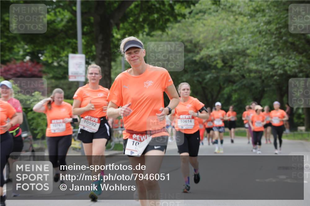15.06.2025 - REWE Women's Run Jannik Wohlers http://msf.ph/oto/7946051 15.06.2025 08:29:54 Laufen 10761, 10592, 10, 10614 meine-sportfotos.de