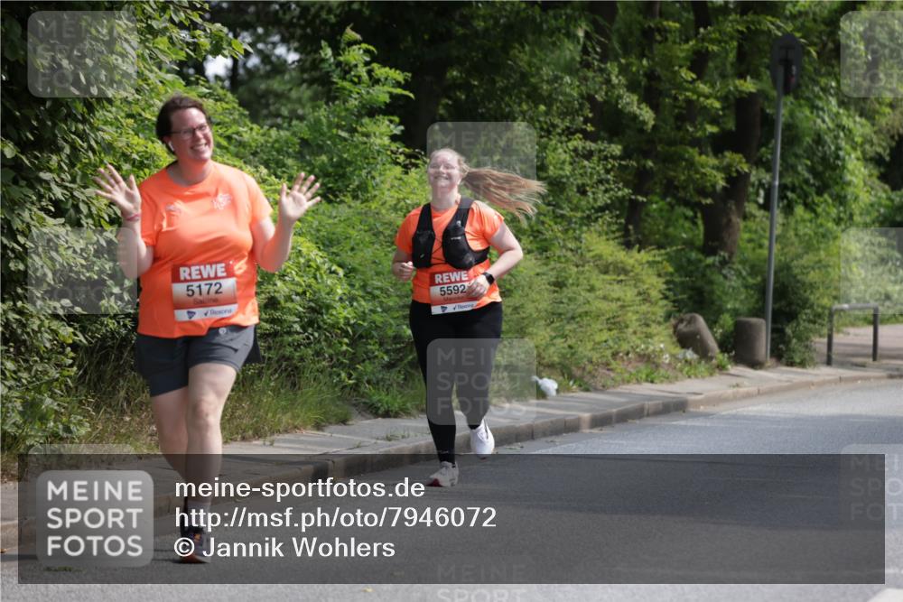 15.06.2025 - REWE Women's Run Jannik Wohlers http://msf.ph/oto/7946072 15.06.2025 10:19:20 Laufen 5172, 5592 meine-sportfotos.de