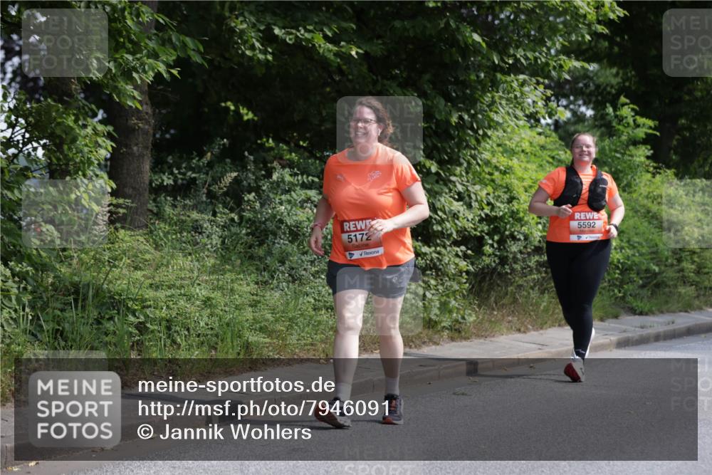 15.06.2025 - REWE Women's Run Jannik Wohlers http://msf.ph/oto/7946091 15.06.2025 10:19:22 Laufen 5172, 5592 meine-sportfotos.de