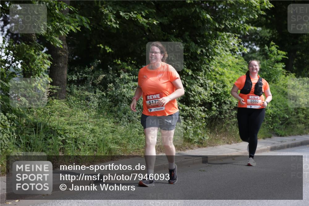 15.06.2025 - REWE Women's Run Jannik Wohlers http://msf.ph/oto/7946093 15.06.2025 10:19:22 Laufen 5172, 5592 meine-sportfotos.de