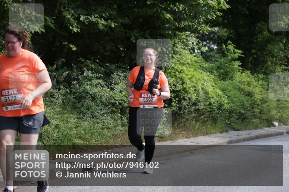 15.06.2025 - REWE Women's Run Jannik Wohlers http://msf.ph/oto/7946102 15.06.2025 10:19:24 Laufen 65, 5172, 5592 meine-sportfotos.de