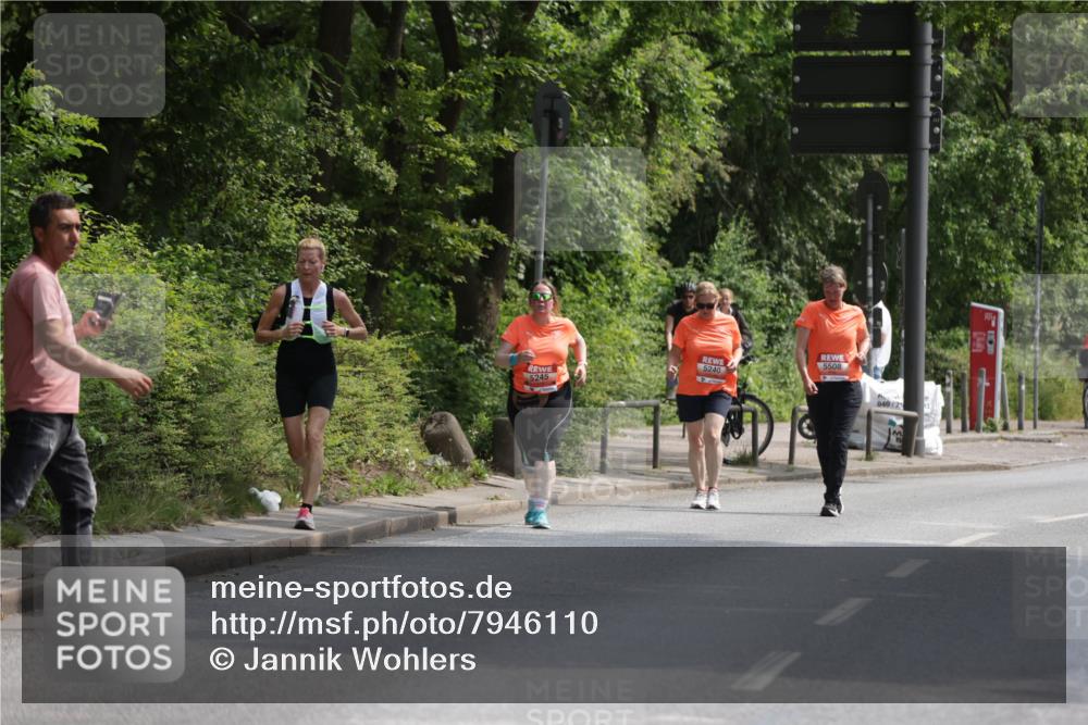 15.06.2025 - REWE Women's Run Jannik Wohlers http://msf.ph/oto/7946110 15.06.2025 10:19:46 Laufen 5508, 5240, 5245, 040, 25 meine-sportfotos.de