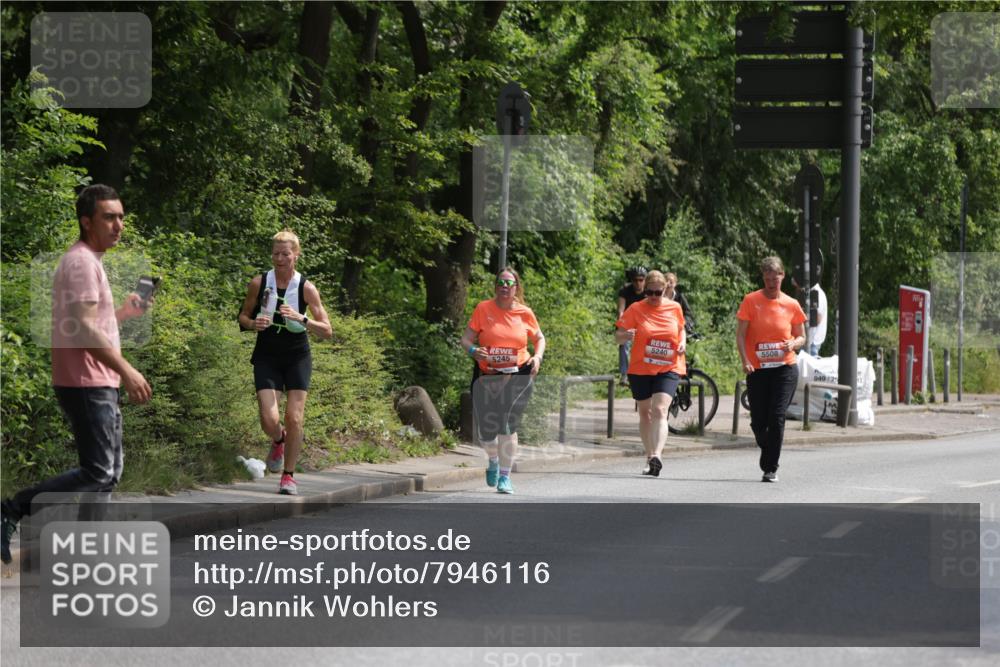 15.06.2025 - REWE Women's Run Jannik Wohlers http://msf.ph/oto/7946116 15.06.2025 10:19:46 Laufen 5508, 5240, 5245, 040, 2, 7014 meine-sportfotos.de