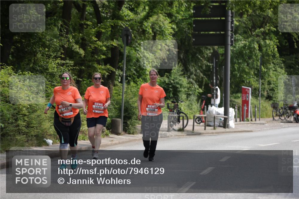 15.06.2025 - REWE Women's Run Jannik Wohlers http://msf.ph/oto/7946129 15.06.2025 10:19:53 Laufen 5245, 5240, 5508 meine-sportfotos.de
