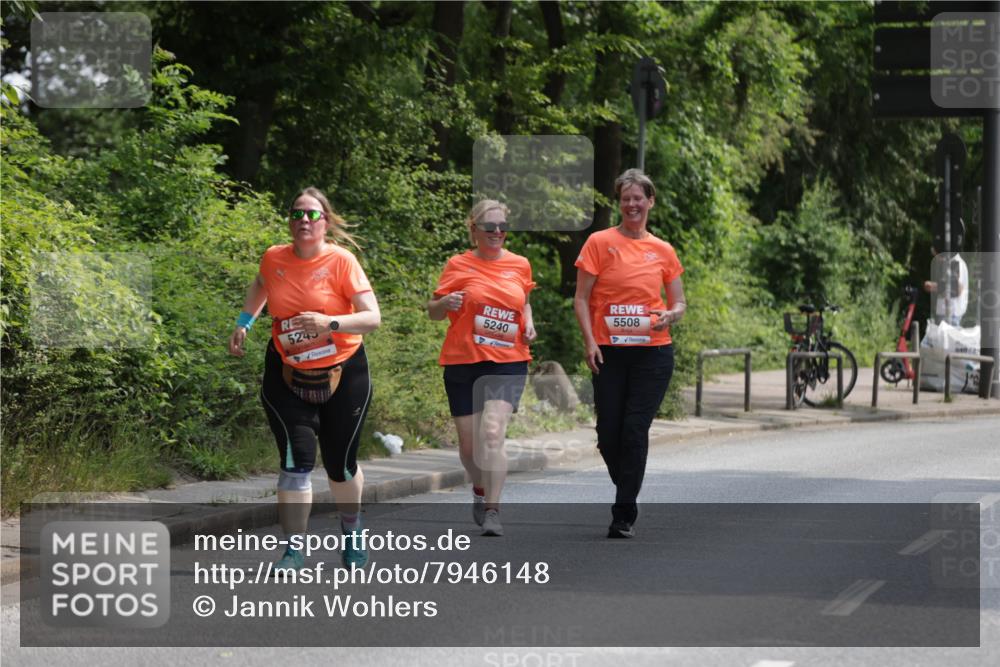 15.06.2025 - REWE Women's Run Jannik Wohlers http://msf.ph/oto/7946148 15.06.2025 10:19:55 Laufen 5245, 5240, 5508, 040, 25 meine-sportfotos.de