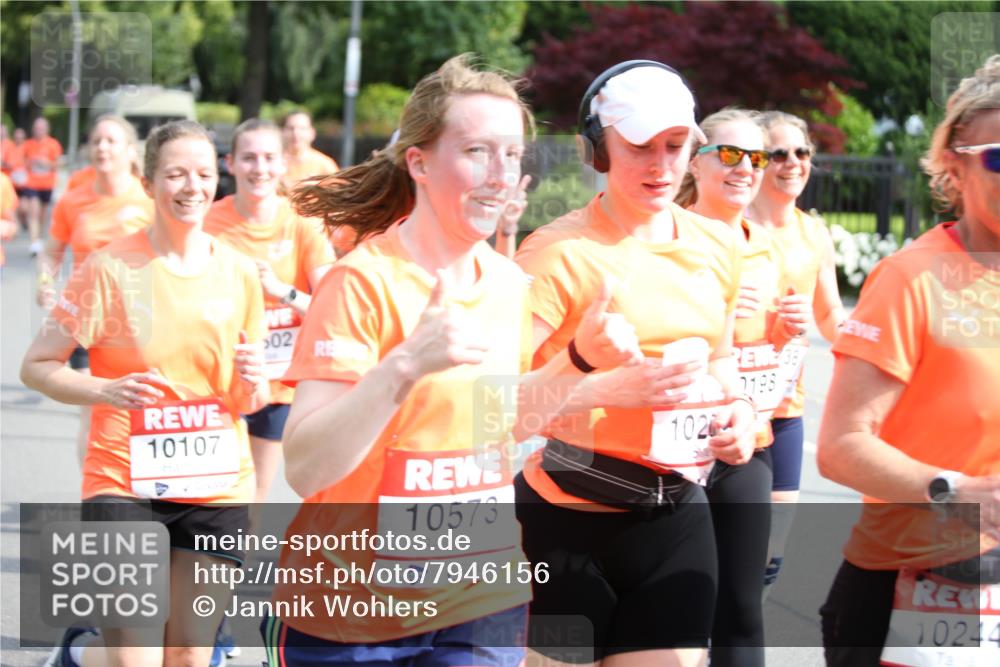 15.06.2025 - REWE Women's Run Jannik Wohlers http://msf.ph/oto/7946156 15.06.2025 09:44:48 Laufen 10107, 02, 10573, 102, 38, 198, 10244 meine-sportfotos.de