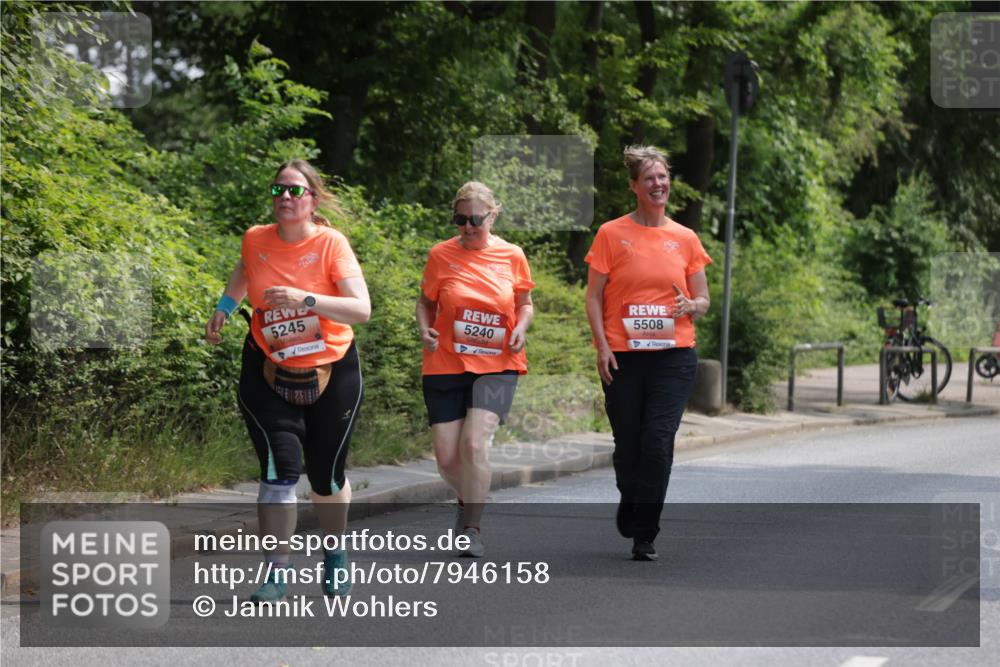 15.06.2025 - REWE Women's Run Jannik Wohlers http://msf.ph/oto/7946158 15.06.2025 10:19:57 Laufen 5245, 5508, 5240 meine-sportfotos.de