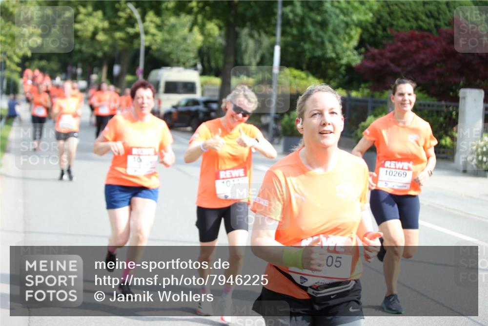 15.06.2025 - REWE Women's Run Jannik Wohlers http://msf.ph/oto/7946225 15.06.2025 09:44:49 Laufen 10440, 05, 10269 meine-sportfotos.de