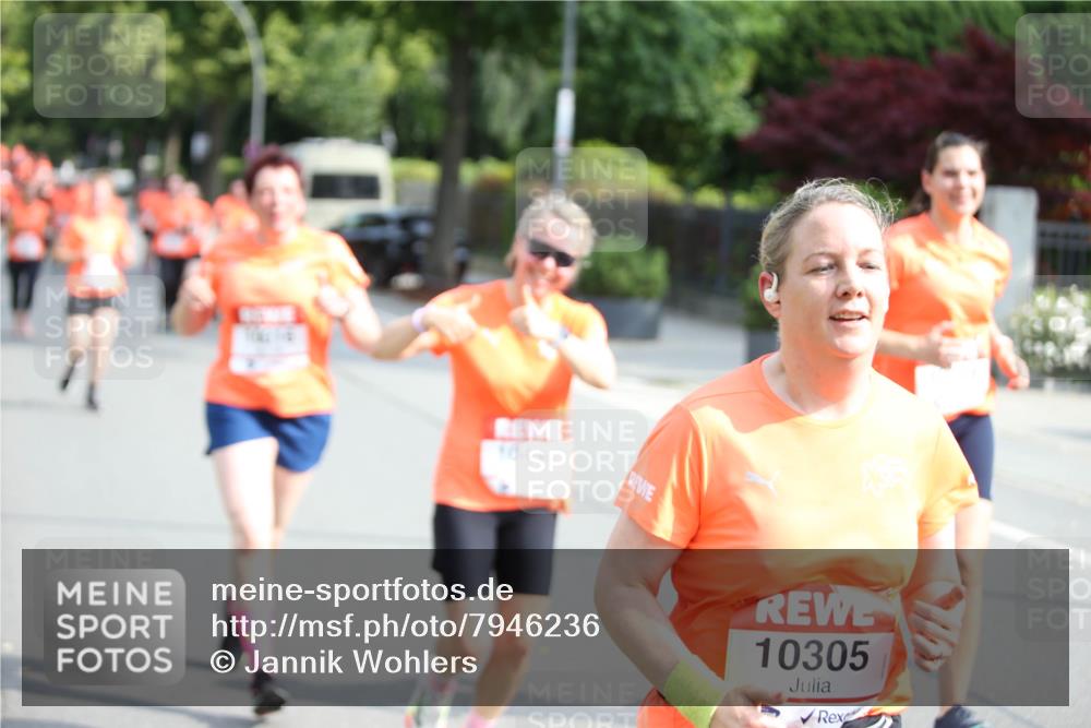 15.06.2025 - REWE Women's Run Jannik Wohlers http://msf.ph/oto/7946236 15.06.2025 09:44:50 Laufen 1044, 10305 meine-sportfotos.de
