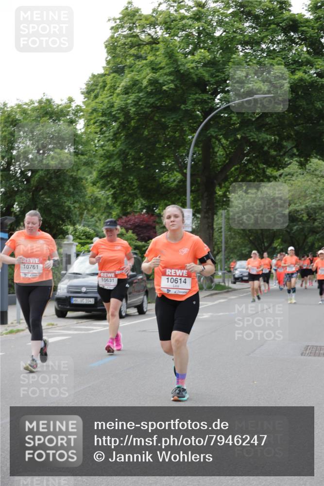 15.06.2025 - REWE Women's Run Jannik Wohlers http://msf.ph/oto/7946247 15.06.2025 08:29:58 Laufen 10761, 1043, 10631, 10614 meine-sportfotos.de