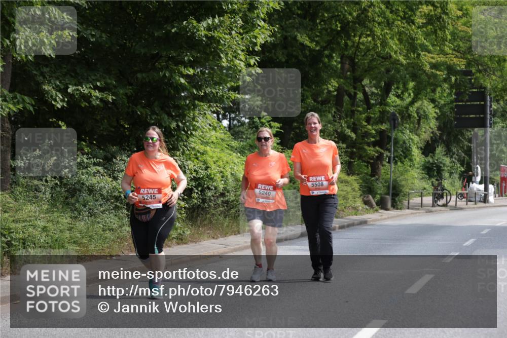 15.06.2025 - REWE Women's Run Jannik Wohlers http://msf.ph/oto/7946263 15.06.2025 10:20:01 Laufen 5245, 5240, 5508 meine-sportfotos.de