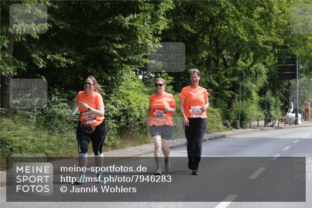 15.06.2025 - REWE Women's Run Jannik Wohlers http://msf.ph/oto/7946283 15.06.2025 10:20:01 Laufen 5245, 5240, 5508 meine-sportfotos.de