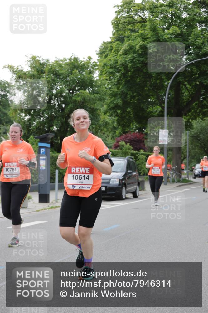 15.06.2025 - REWE Women's Run Jannik Wohlers http://msf.ph/oto/7946314 15.06.2025 08:29:59 Laufen 10761, 10614, 10166 meine-sportfotos.de