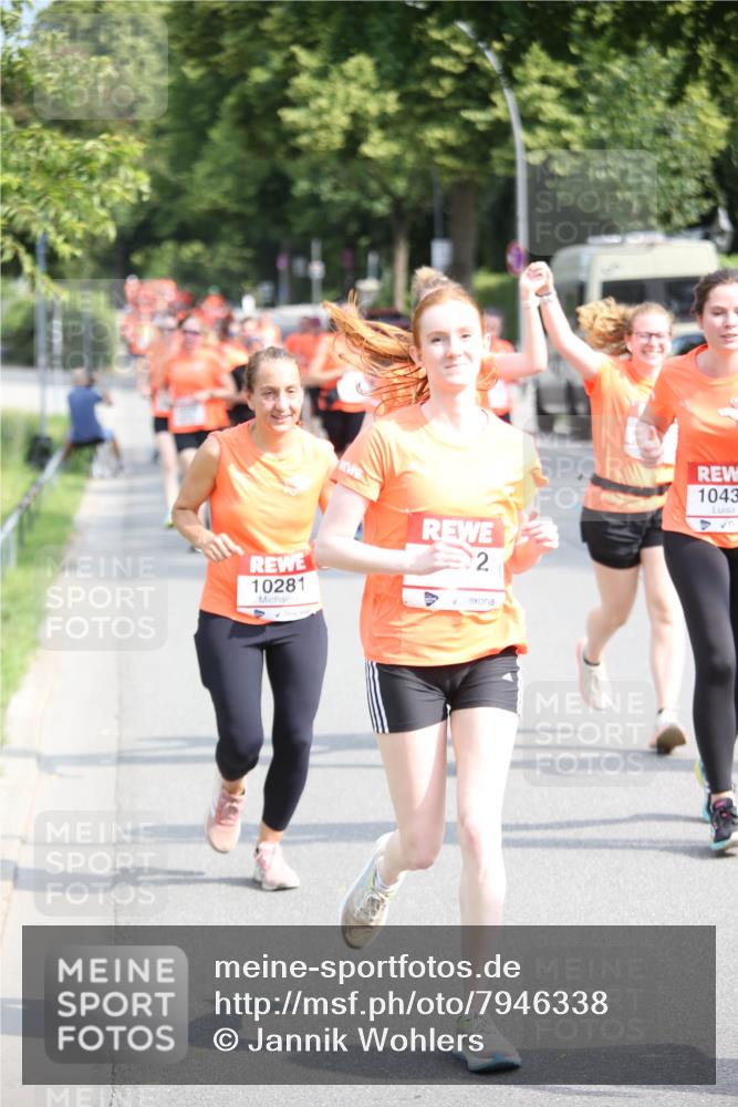15.06.2025 - REWE Women's Run Jannik Wohlers http://msf.ph/oto/7946338 15.06.2025 09:44:55 Laufen 10281, 2, 1043 meine-sportfotos.de