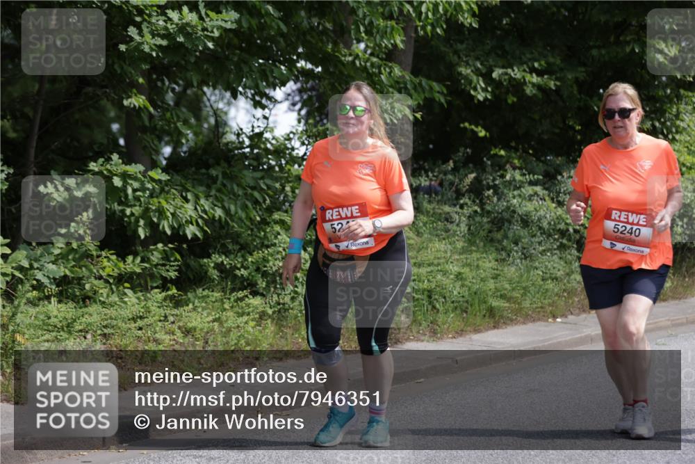 15.06.2025 - REWE Women's Run Jannik Wohlers http://msf.ph/oto/7946351 15.06.2025 10:20:04 Laufen 52, 5240 meine-sportfotos.de