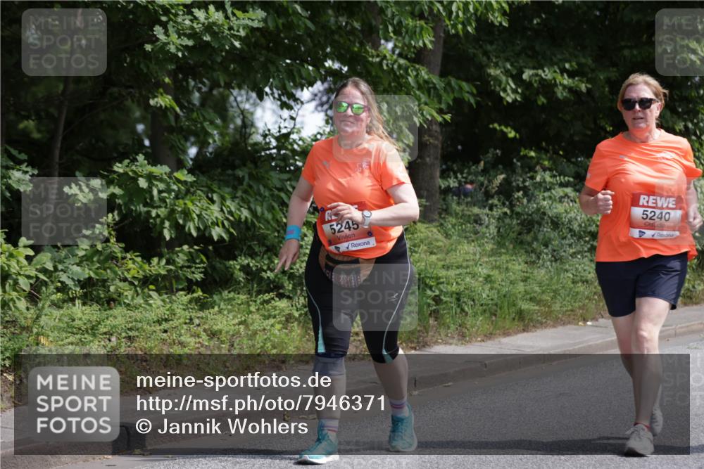 15.06.2025 - REWE Women's Run Jannik Wohlers http://msf.ph/oto/7946371 15.06.2025 10:20:04 Laufen 5245, 5240, 75 meine-sportfotos.de