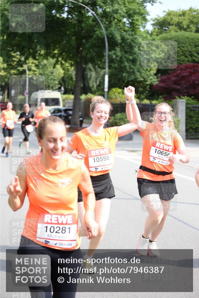 15.06.2025 - REWE Women's Run Jannik Wohlers http://msf.ph/oto/7946387 15.06.2025 09:44:57 Laufen 10281, 10598, 10656 meine-sportfotos.de