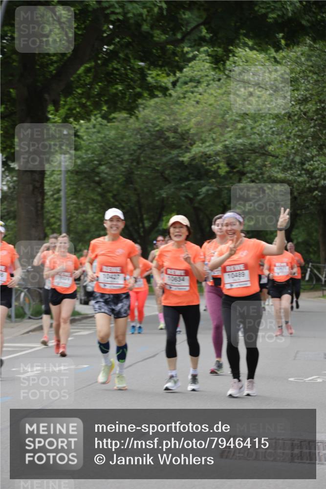 15.06.2025 - REWE Women's Run Jannik Wohlers http://msf.ph/oto/7946415 15.06.2025 08:30:02 Laufen 10489, 10634 meine-sportfotos.de
