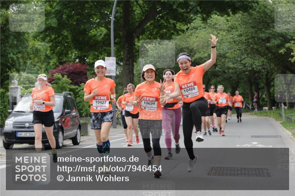 15.06.2025 - REWE Women's Run Jannik Wohlers http://msf.ph/oto/7946454 15.06.2025 08:30:04 Laufen 10427, 10840, 10329, 1043, 10634, 10489, 10671 meine-sportfotos.de