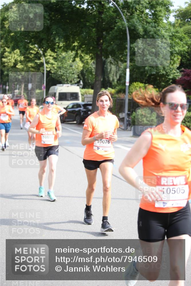 15.06.2025 - REWE Women's Run Jannik Wohlers http://msf.ph/oto/7946509 15.06.2025 09:45:03 Laufen 10059, 10076, 0505 meine-sportfotos.de