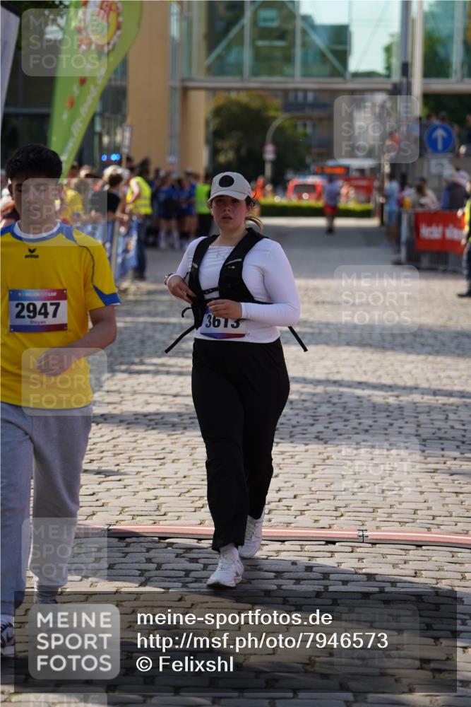 13.06.2025 - Holstenköstenlauf Felixshl http://msf.ph/oto/7946573 13.06.2025 18:12:51 Laufen 2947, 3103, 3613 meine-sportfotos.de