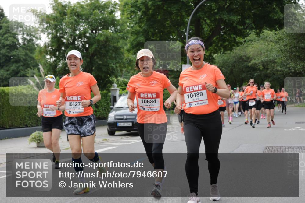 15.06.2025 - REWE Women's Run Jannik Wohlers http://msf.ph/oto/7946607 15.06.2025 08:30:06 Laufen 108, 10427, 1043, 10634, 10489, 10471 meine-sportfotos.de