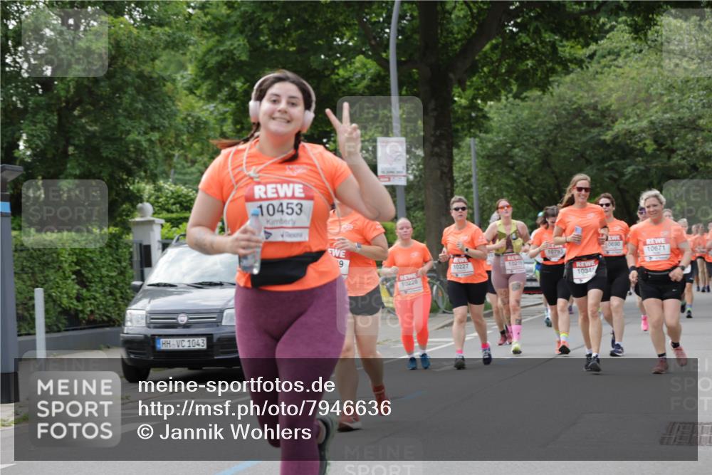 15.06.2025 - REWE Women's Run Jannik Wohlers http://msf.ph/oto/7946636 15.06.2025 08:30:08 Laufen 1043, 10453, 40690, 10793, 10671, 9, 10227, 10215, 10345, 10228 meine-sportfotos.de