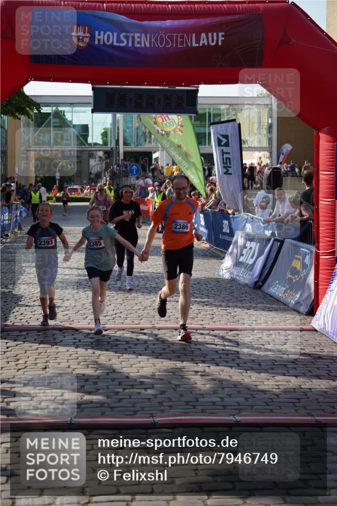 13.06.2025 - Holstenköstenlauf Felixshl http://msf.ph/oto/7946749 13.06.2025 18:13:29 Laufen 2196, 2385, 2386, 2393, 2526 meine-sportfotos.de