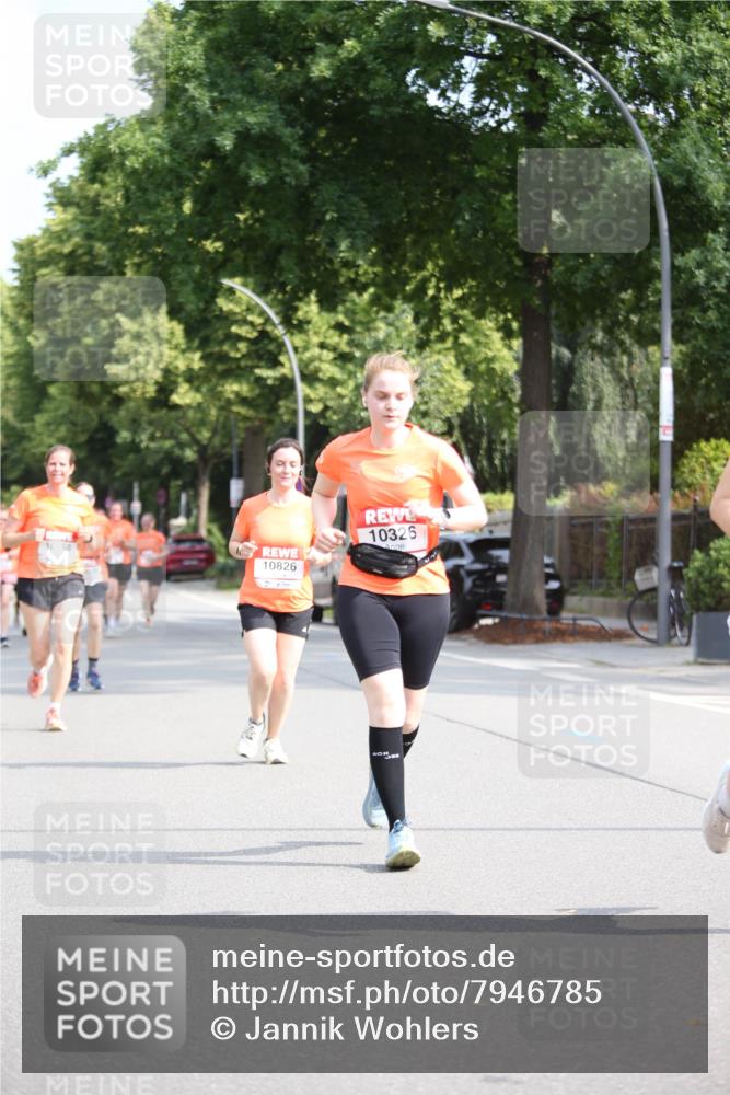 15.06.2025 - REWE Women's Run Jannik Wohlers http://msf.ph/oto/7946785 15.06.2025 09:45:14 Laufen 10, 58, 10826, 10326 meine-sportfotos.de
