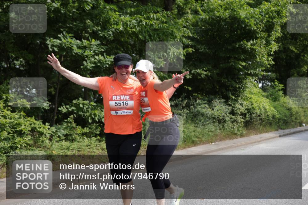 15.06.2025 - REWE Women's Run Jannik Wohlers http://msf.ph/oto/7946790 15.06.2025 10:21:24 Laufen 5516, 1519 meine-sportfotos.de