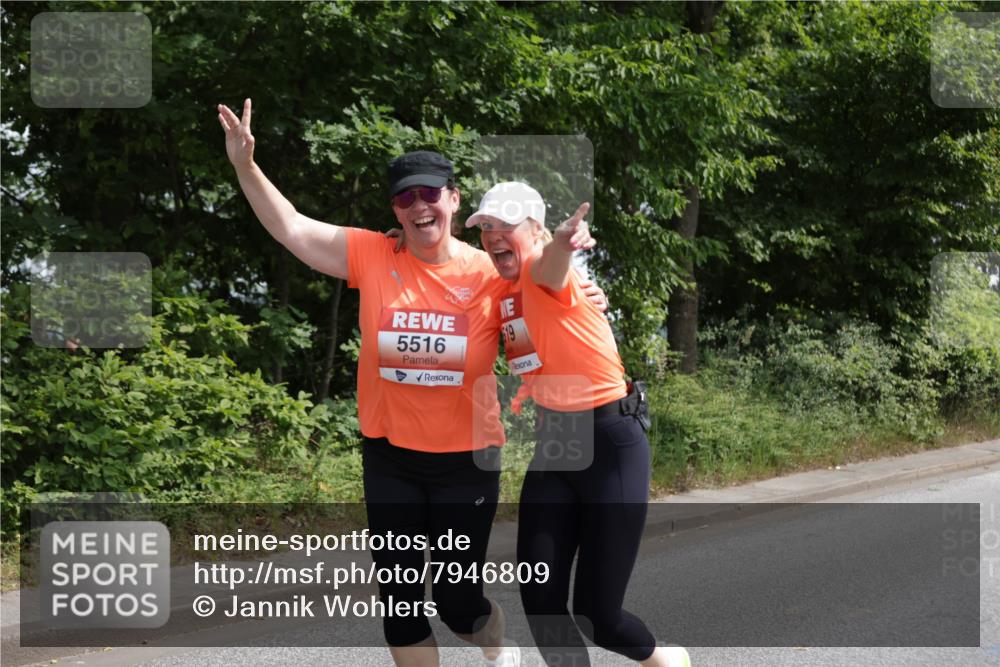 15.06.2025 - REWE Women's Run Jannik Wohlers http://msf.ph/oto/7946809 15.06.2025 10:21:25 Laufen 5516, 19 meine-sportfotos.de